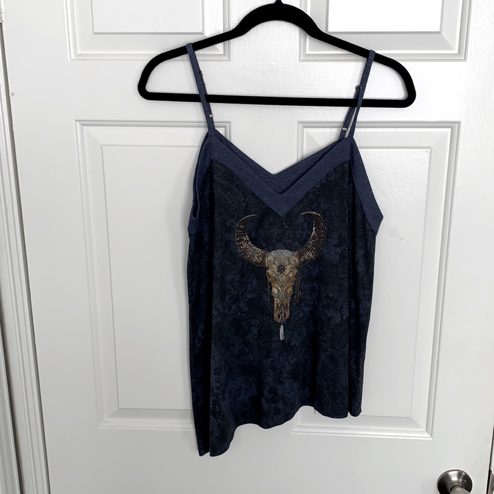 Chaser Vintage Jersey Asymmetrical Hem Cami. Size M.